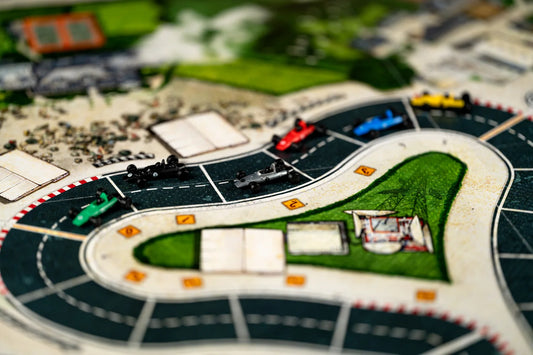 Heat Pedal to the Metal Board Game Contents 2 - Tabletop Gaming